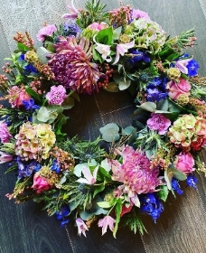 Loose Wreath